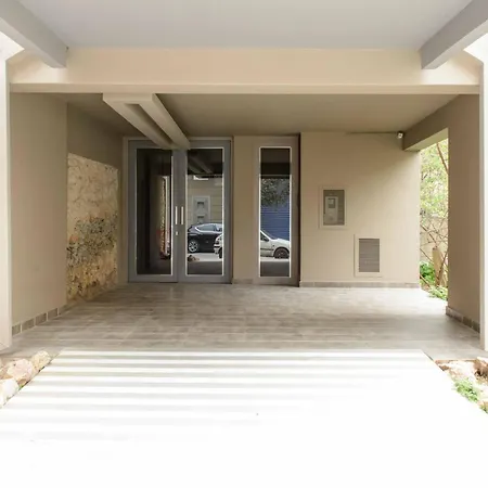 Bright Loft With Terrance - Next To Metro Kerameikos-2